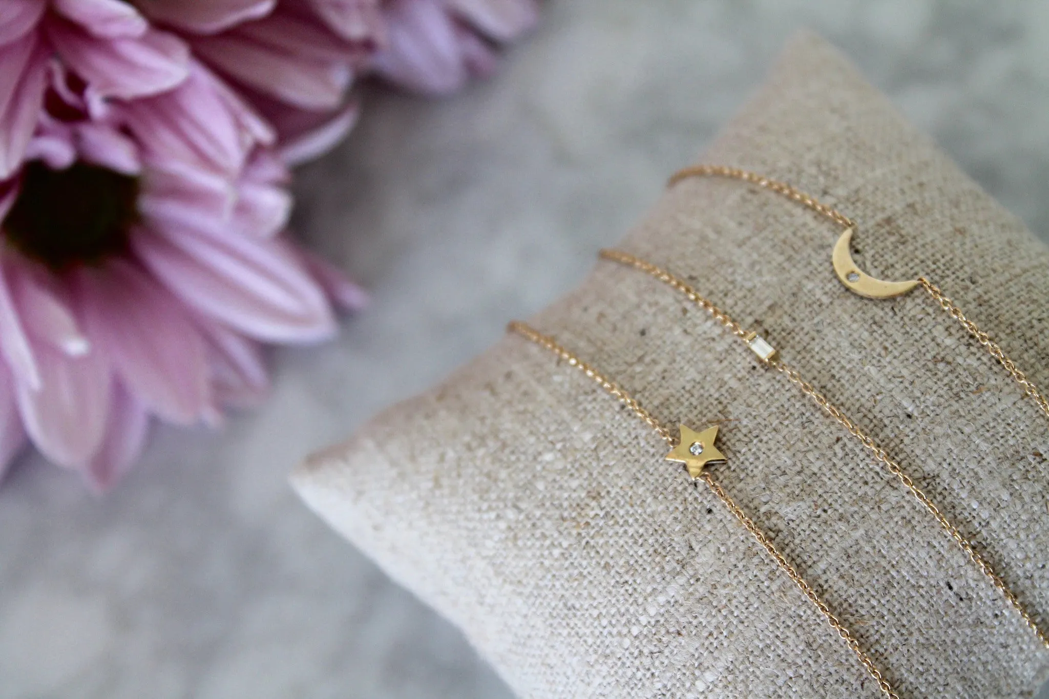 14K STAR WITH DIAMOND BRACELET