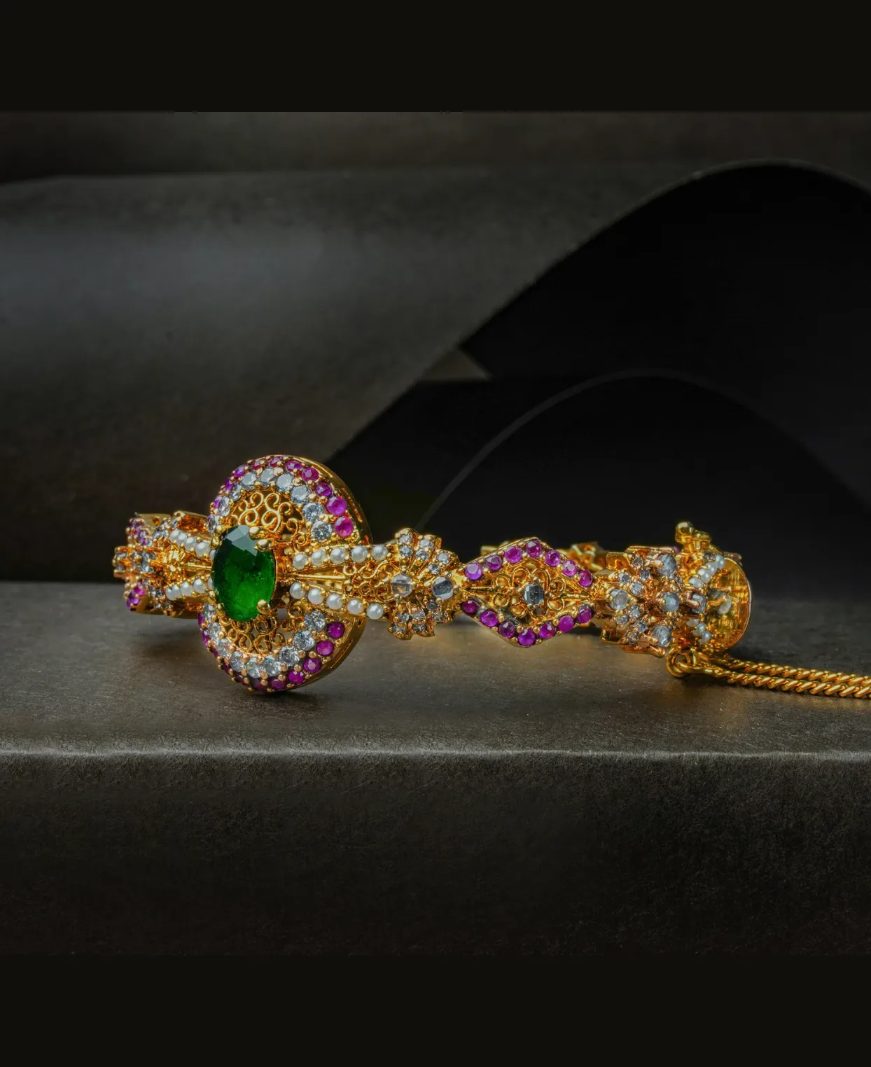 Dainty Watch-Like Kara