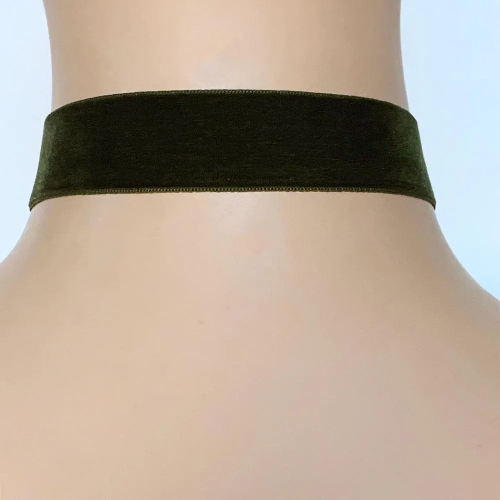 Green Velvet Gothic Victorian Choker Necklace